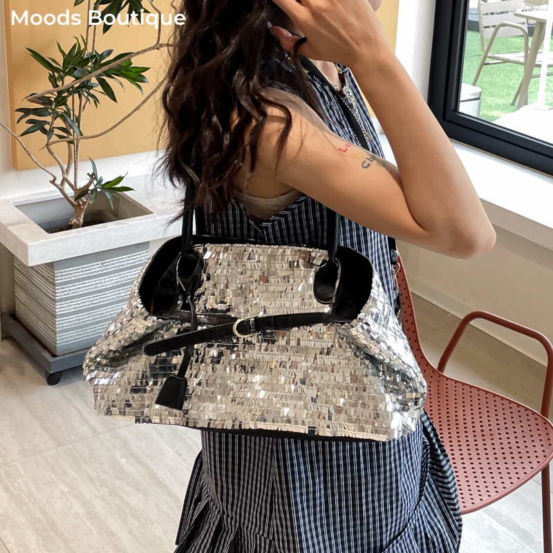 Sequined Underarm Shoulder Eve - Luxury Bags Consignment บทวิจารณ์และราคา