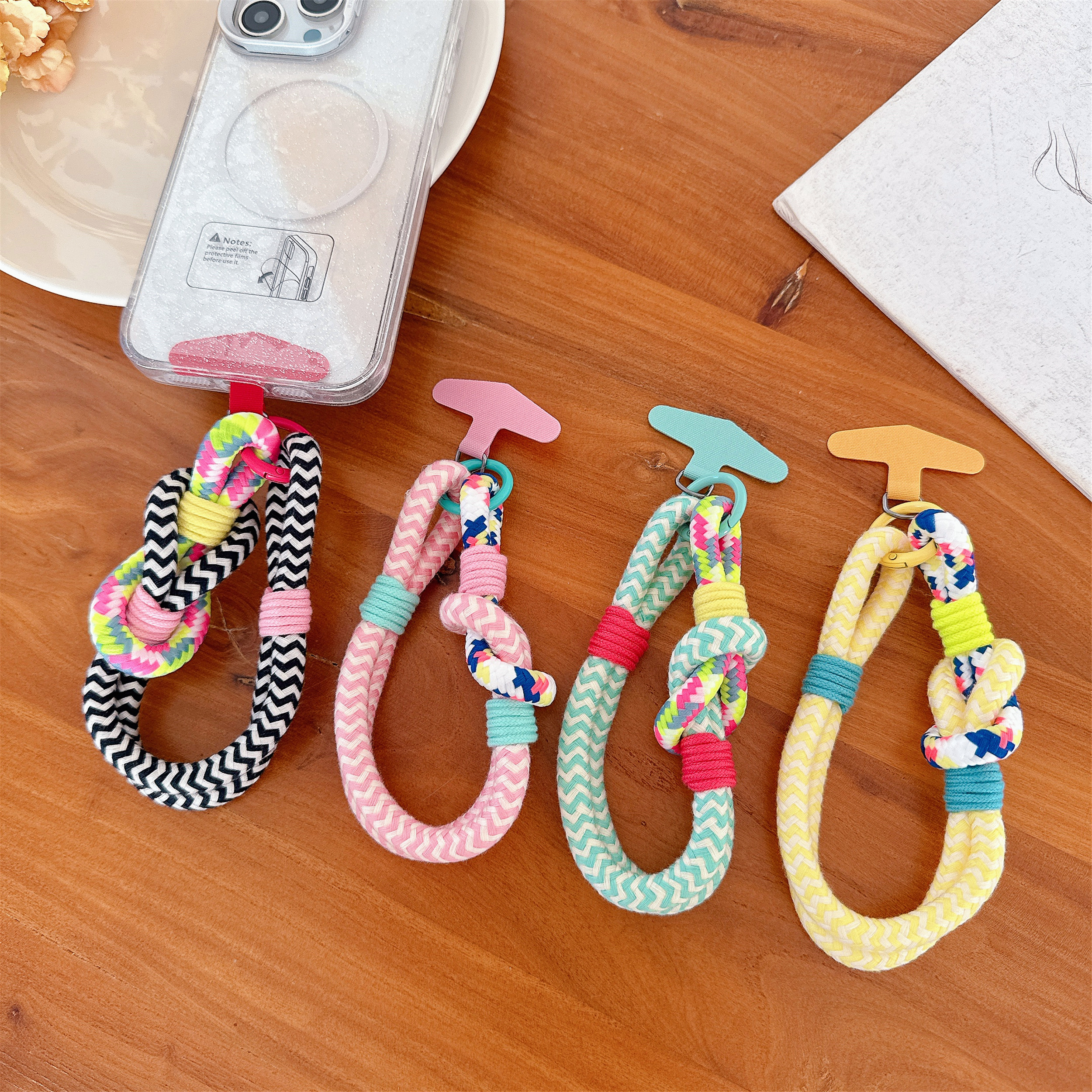 Keychains Contrast Color Key C - Luxury Bags For You บทวิจารณ์และราคา