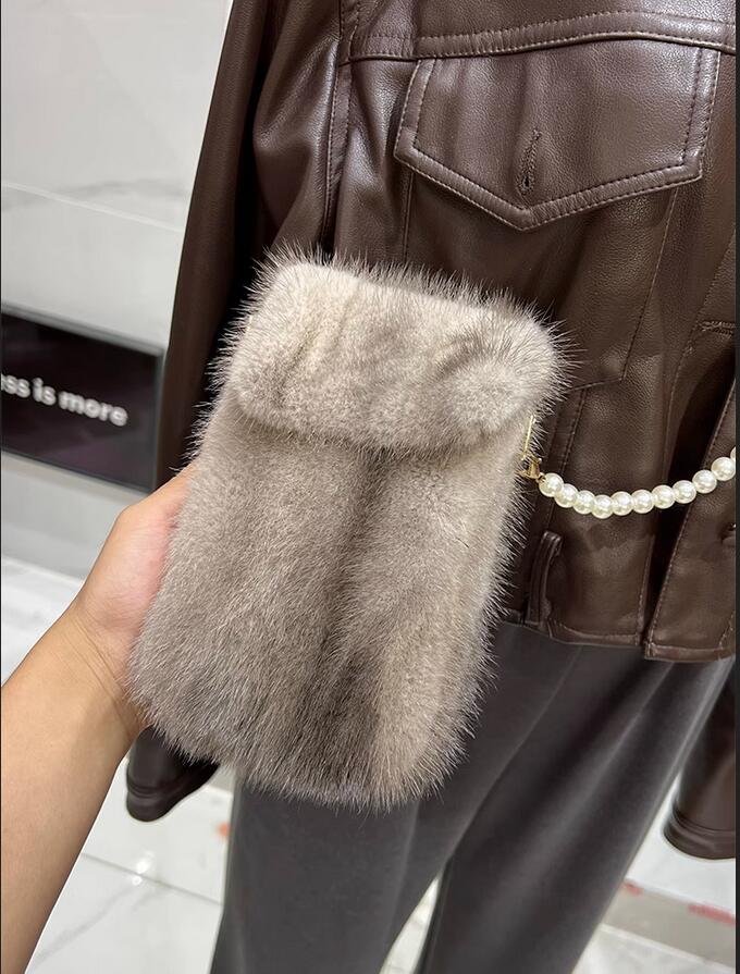 Bag for Women Genuine Mink Fur - Luxury Bags Consignment บทวิจารณ์และราคา