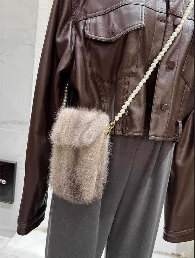 Bag for Women Genuine Mink Fur - Luxury Bags Consignment บทวิจารณ์และราคา