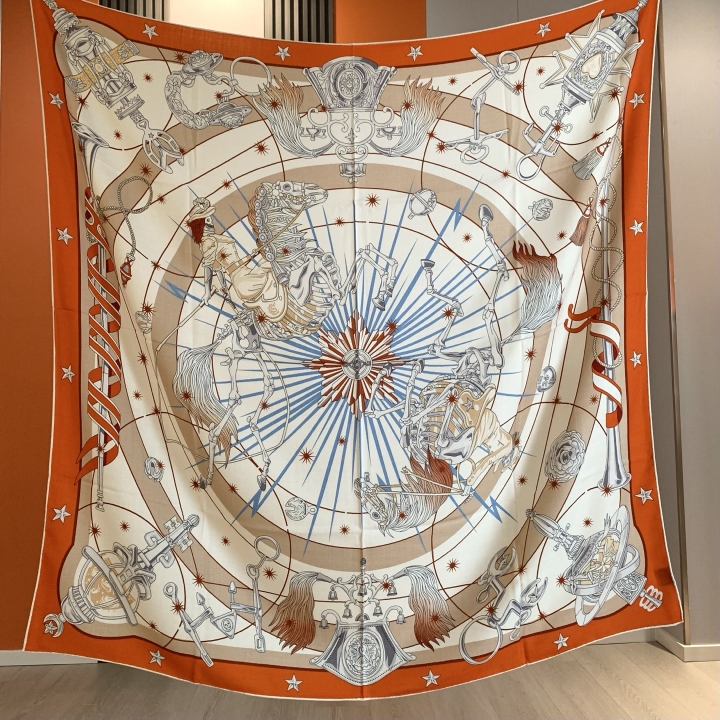 Luxury Brand Scarf Large Silk  - Luxury Bags Store บทวิจารณ์และราคา