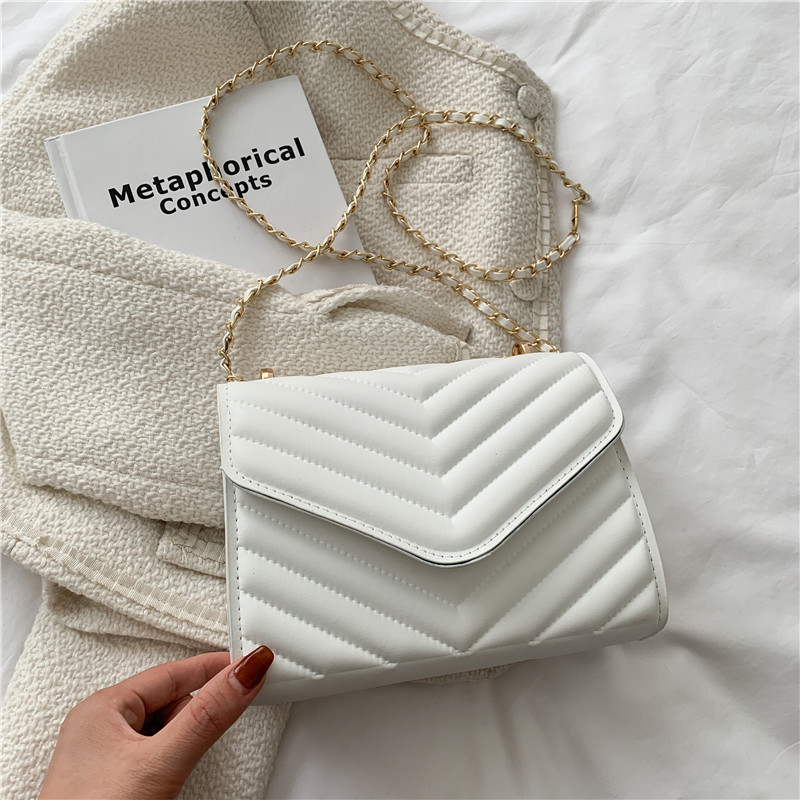 Women's White Black Quilted Ch - Chain Crossbody Quilted บทวิจารณ์และราคา