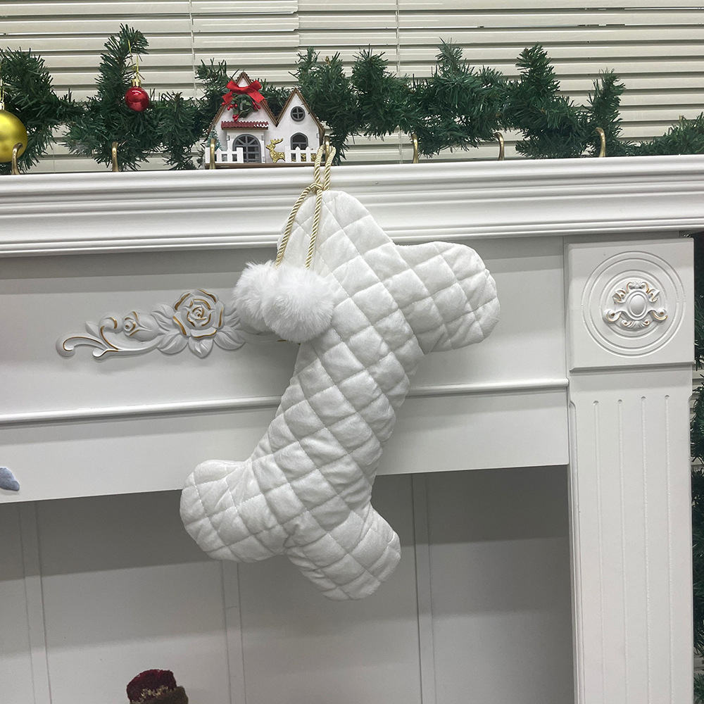Quilted Dog Christmas Stocking - Luxury Xmas Bags บทวิจารณ์และราคา