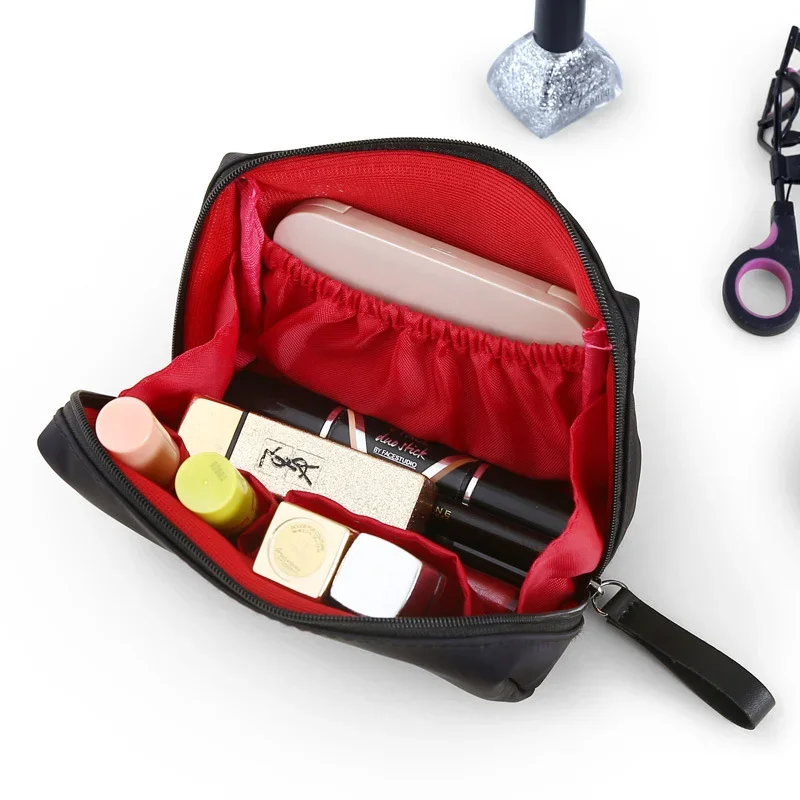 New Simple Women Cosmetic Bag  - Luxury Bags Consignment บทวิจารณ์และราคา