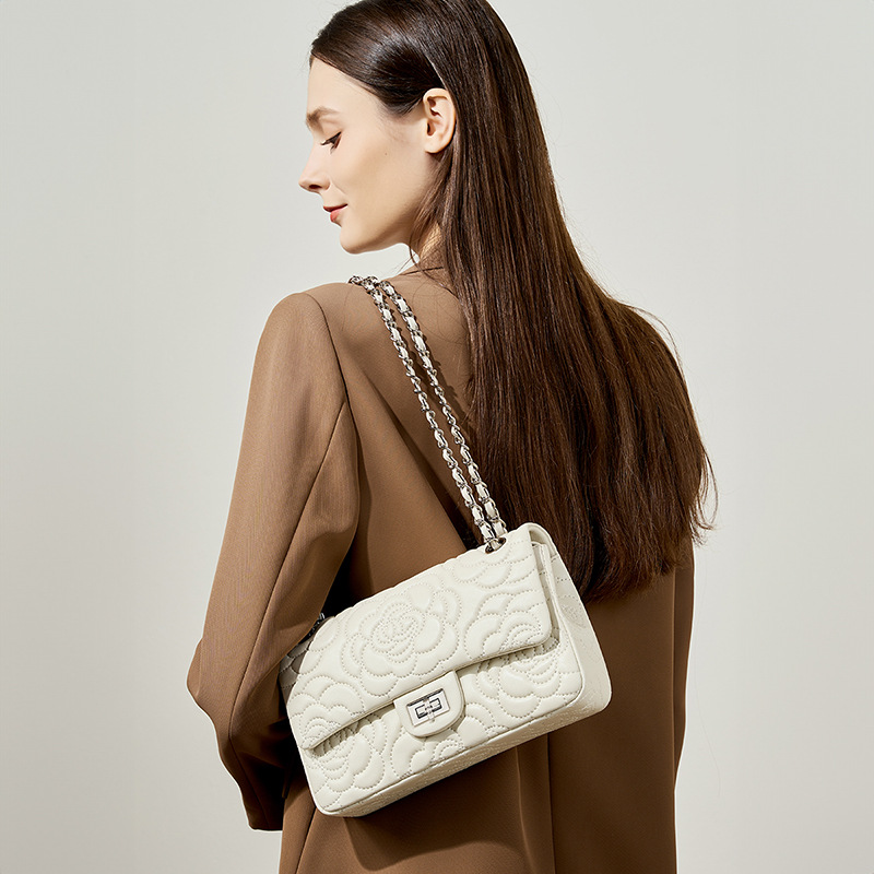 Top Grain Highland Lambskin Sh - Chain Crossbody Quilted บทวิจารณ์และราคา