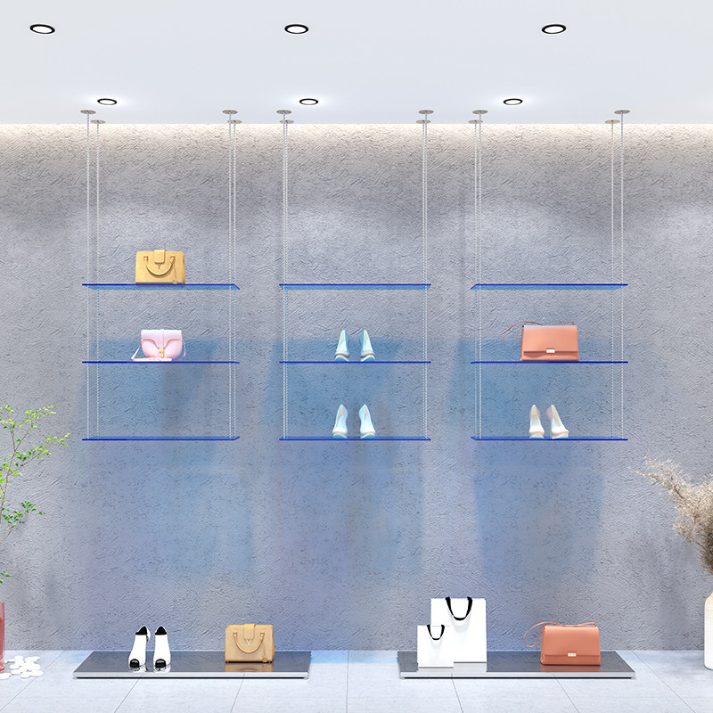 Clothing store window display  - Luxury Bags In Store บทวิจารณ์และราคา